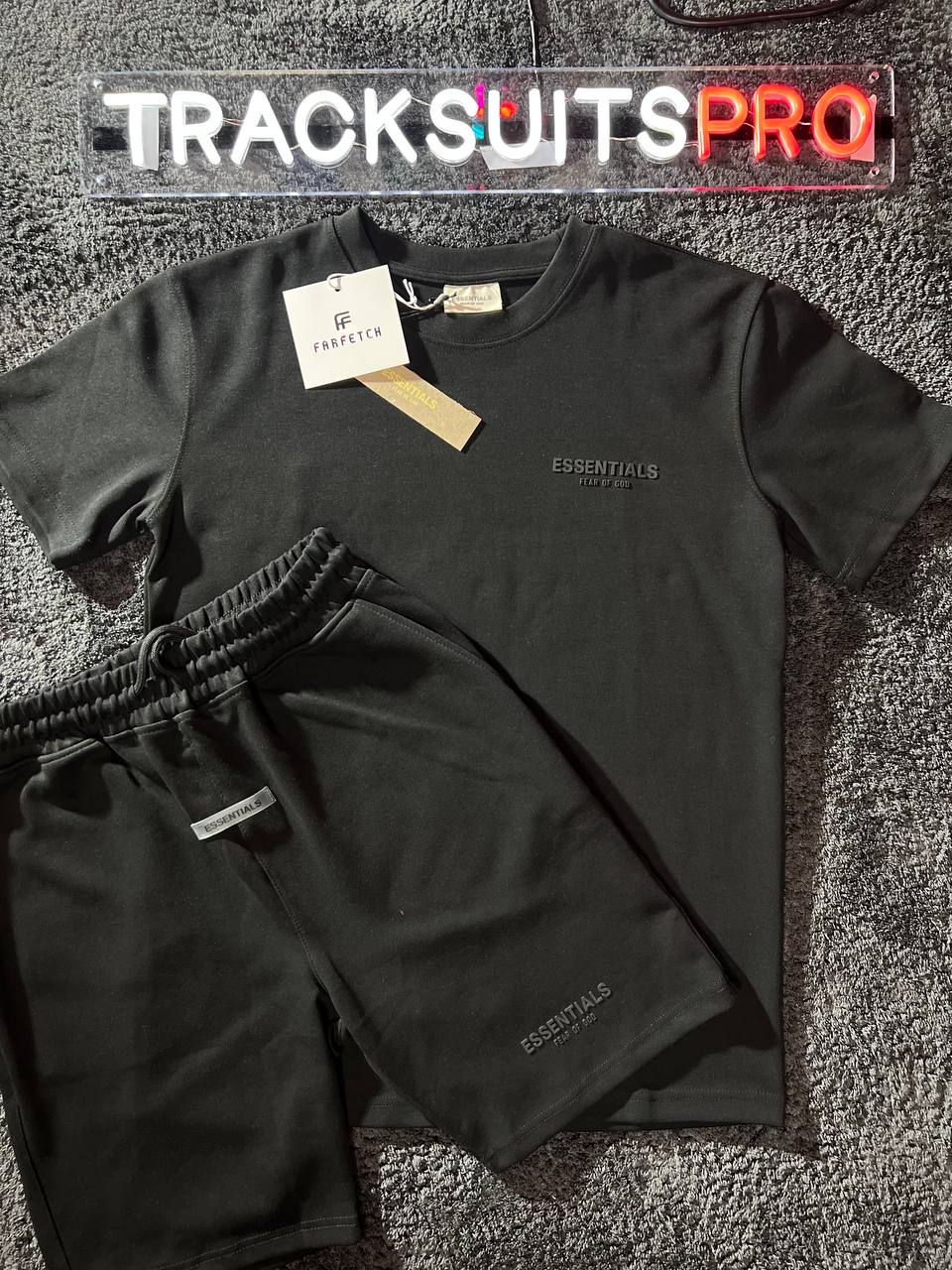 Essentials Set Zwart
